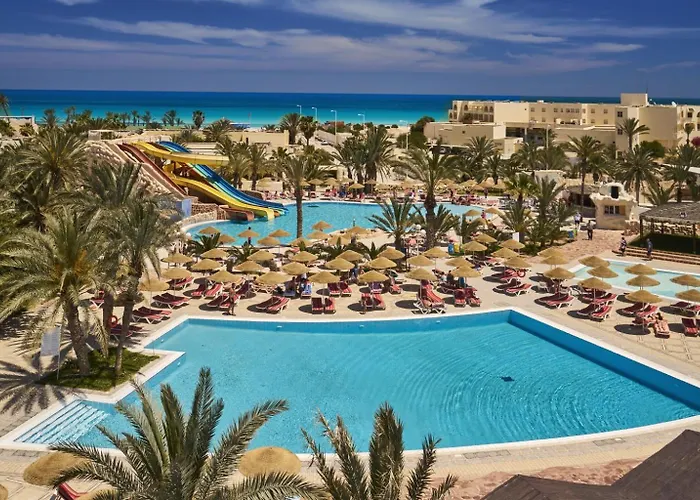 Les Quatre Saisons Ex Baya Beach