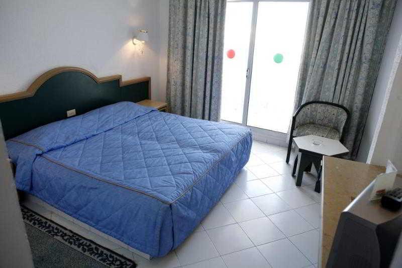 Hotel Les Quatre Saisons Ex Baya 3*