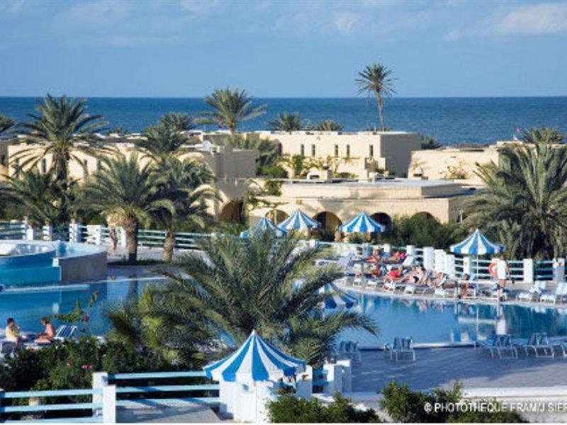 Hotel Les Quatre Saisons Ex Baya
